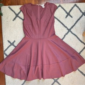 Adorable Fit & Flare Dress! Perfect for Holiday Parties!